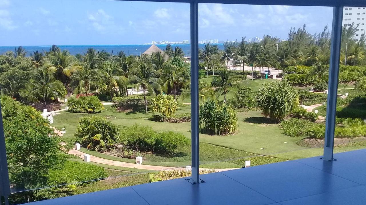 坎昆Swim The Caribbean & Work With A View公寓 外观 照片